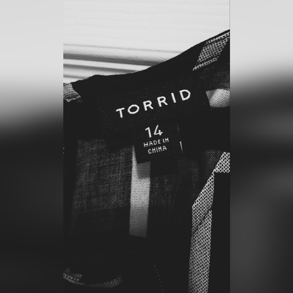 TORRID BLACK & WHITE STRIP DRESS Plus Size 14 - Picture 4 of 10
